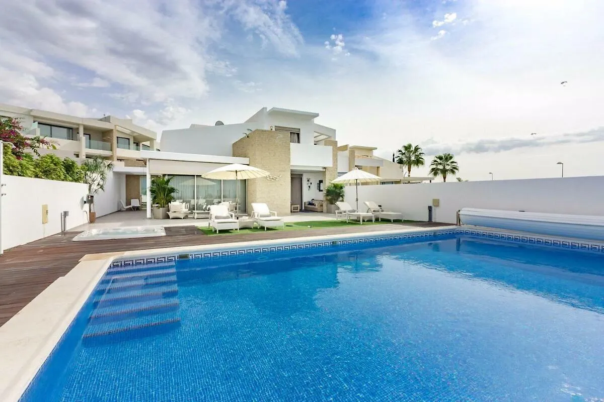 Villa White Whale Costa Adeje